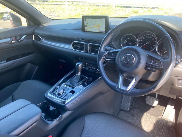 ＣＸ－８ ２５Ｓ　スマートエディション　前後ドラレコ　禁煙車　マツダ整備歴　３６０度カメラメーカーオプション・ＣＤ／ＤＶＤプレーヤー＋地上デジタルＴＶチューナー（フルセグ）　樹脂塗装済　ＥＴＣ　スマートキー２個（5枚目）