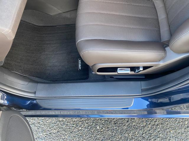 アテンザセダン XD Lパッケージ 6MT 後期モデル 禁煙車 カラー番号42M 360度カメラ パーキングセンサー(28枚目)