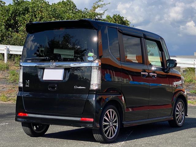 クルマの写真は４０枚以上取るようにしています☆一物一価の中古車なので外装の細かいキズやタッチペン。内装はシートの状態やパネルやオーディオ周りもたくさん撮影しております！ｏ（｀ω´　）ｏ