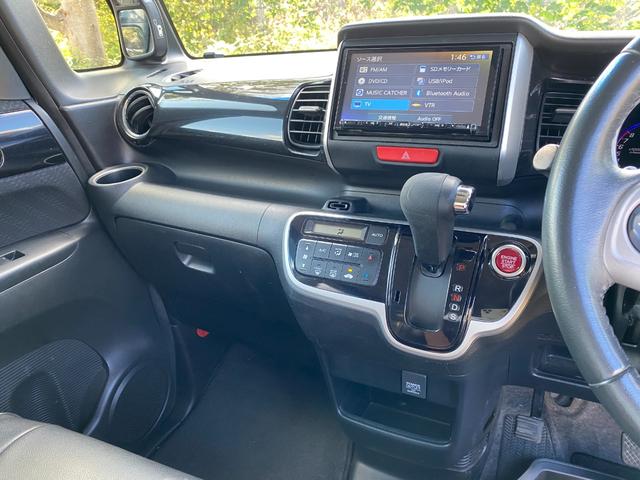 内装の３６０度画像はラインにてお送りすることも可能です。ラインでお送りすると、カメラを動かして実際に乗っているようなバーチャル体験ができます！面白いですよ。お問い合わせください☆