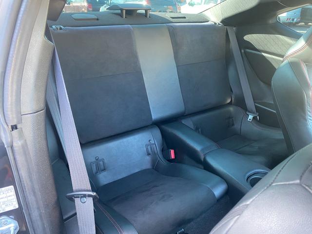 ８６ ＧＴリミテッド　禁煙車　ナビ　ＴＶ　ＤＶＤ　Ｂｌｕｅｔｏｏｔｈ　バックカメラ　スマートキー２個　プッシュスタート　トヨタメンテ歴（11枚目）