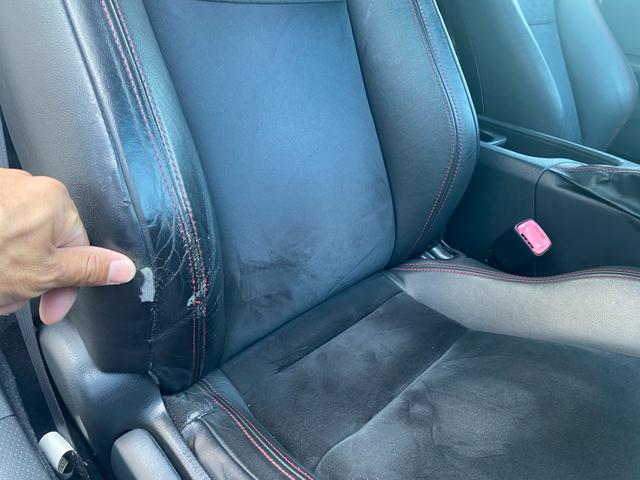 ８６ ＧＴリミテッド　禁煙車　ナビ　ＴＶ　ＤＶＤ　Ｂｌｕｅｔｏｏｔｈ　バックカメラ　スマートキー２個　プッシュスタート　トヨタメンテ歴（17枚目）