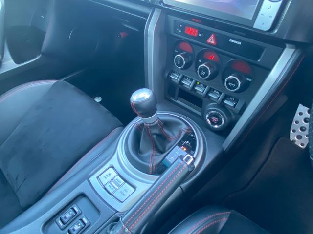 ８６ ＧＴリミテッド　禁煙車　ナビ　ＴＶ　ＤＶＤ　Ｂｌｕｅｔｏｏｔｈ　バックカメラ　スマートキー２個　プッシュスタート　トヨタメンテ歴（22枚目）
