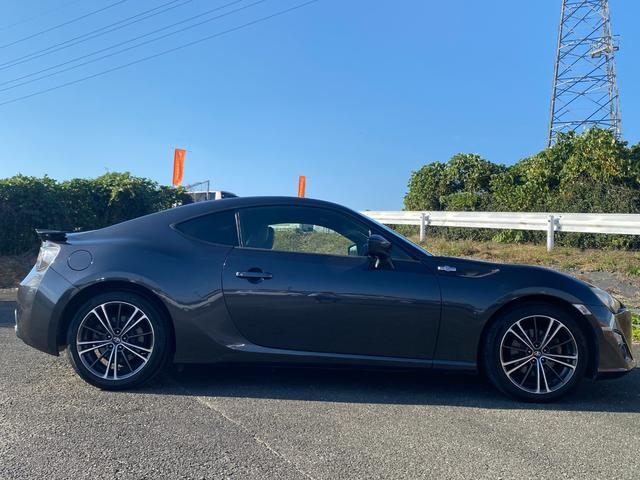 ８６ ＧＴリミテッド　禁煙車　ナビ　ＴＶ　ＤＶＤ　Ｂｌｕｅｔｏｏｔｈ　バックカメラ　スマートキー２個　プッシュスタート　トヨタメンテ歴（46枚目）