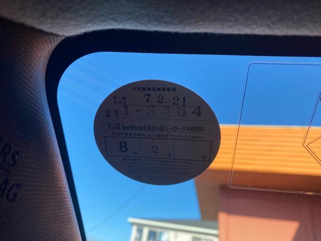 ヴォクシー ＺＳ　１オーナー禁煙車　後席モニター　前後ドラレコ　ＴＶ　ＤＶＤ　Ｂｌｕｅｔｏｏｔｈ　バックカメラ　両側電動ドア　スマートキー２個（19枚目）