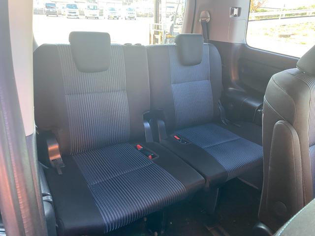 ヴォクシー ＺＳ　１オーナー禁煙車　後席モニター　前後ドラレコ　ＴＶ　ＤＶＤ　Ｂｌｕｅｔｏｏｔｈ　バックカメラ　両側電動ドア　スマートキー２個（24枚目）