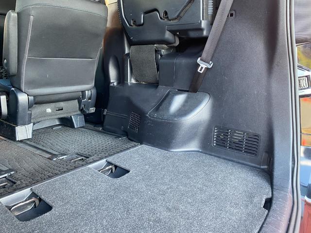 ヴォクシー ＺＳ　１オーナー禁煙車　後席モニター　前後ドラレコ　ＴＶ　ＤＶＤ　Ｂｌｕｅｔｏｏｔｈ　バックカメラ　両側電動ドア　スマートキー２個（29枚目）