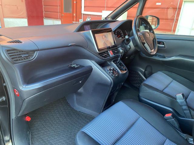 ヴォクシー ＺＳ　１オーナー禁煙車　後席モニター　前後ドラレコ　ＴＶ　ＤＶＤ　Ｂｌｕｅｔｏｏｔｈ　バックカメラ　両側電動ドア　スマートキー２個（32枚目）