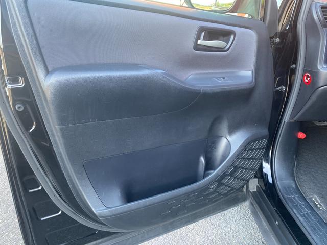 ヴォクシー ＺＳ　１オーナー禁煙車　後席モニター　前後ドラレコ　ＴＶ　ＤＶＤ　Ｂｌｕｅｔｏｏｔｈ　バックカメラ　両側電動ドア　スマートキー２個（33枚目）