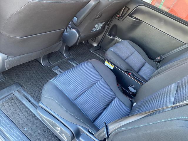 ヴォクシー ＺＳ　１オーナー禁煙車　後席モニター　前後ドラレコ　ＴＶ　ＤＶＤ　Ｂｌｕｅｔｏｏｔｈ　バックカメラ　両側電動ドア　スマートキー２個（38枚目）