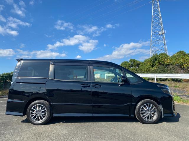 ヴォクシー ＺＳ　１オーナー禁煙車　後席モニター　前後ドラレコ　ＴＶ　ＤＶＤ　Ｂｌｕｅｔｏｏｔｈ　バックカメラ　両側電動ドア　スマートキー２個（48枚目）