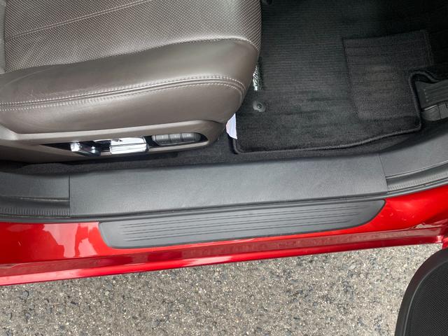 アテンザセダン XD Lパッケージ 禁煙車 マツダ整備歴 360カメラ コーナーセンサー 前後ドラレコ スマートキー2個 TV DVD 19インチアルミ(17枚目)