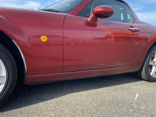 ロードスター ロードスターＲＨＴ　５ＭＴ　電動ルーフ動作確認済　カッパーレッド　キーレス　純正アルミ　ＥＴＣ（30枚目）