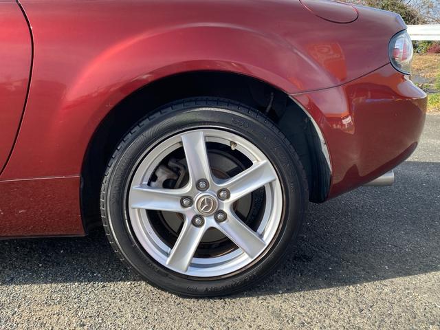 ロードスター ロードスターＲＨＴ　５ＭＴ　電動ルーフ動作確認済　カッパーレッド　キーレス　純正アルミ　ＥＴＣ（31枚目）