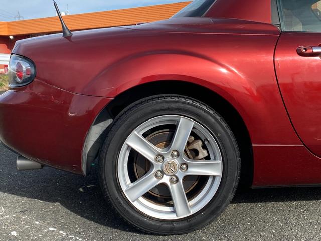 ロードスター ロードスターＲＨＴ　５ＭＴ　電動ルーフ動作確認済　カッパーレッド　キーレス　純正アルミ　ＥＴＣ（40枚目）
