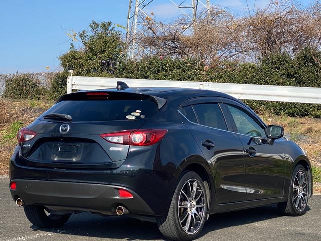 アクセラスポーツ ２０Ｓツーリング　６ＭＴ　禁煙車　バックカメラ　ＥＴＣ　ＴＶ　ＤＶＤ　Ｂｌｕｅｔｏｏｔｈ　スマートキー　１８インチアルミ　オートクルーズ　クラッツィオシートカバー（3枚目）