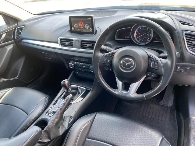 アクセラスポーツ ２０Ｓツーリング　６ＭＴ　禁煙車　バックカメラ　ＥＴＣ　ＴＶ　ＤＶＤ　Ｂｌｕｅｔｏｏｔｈ　スマートキー　１８インチアルミ　オートクルーズ　クラッツィオシートカバー（5枚目）