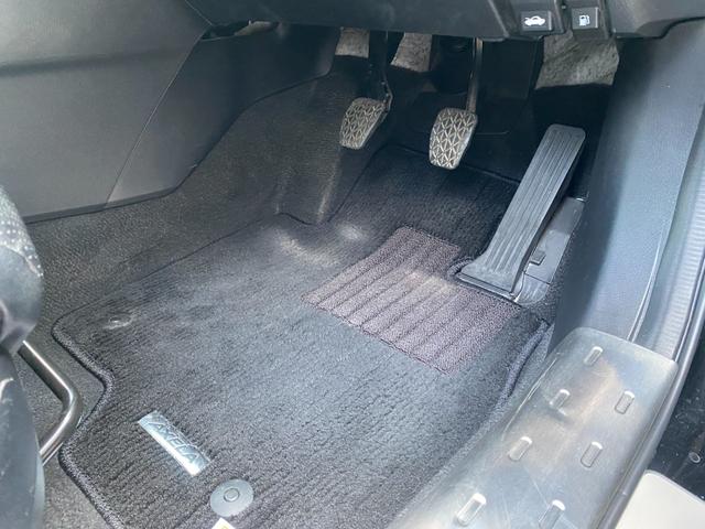 アクセラスポーツ ２０Ｓツーリング　６ＭＴ　禁煙車　バックカメラ　ＥＴＣ　ＴＶ　ＤＶＤ　Ｂｌｕｅｔｏｏｔｈ　スマートキー　１８インチアルミ　オートクルーズ　クラッツィオシートカバー（15枚目）