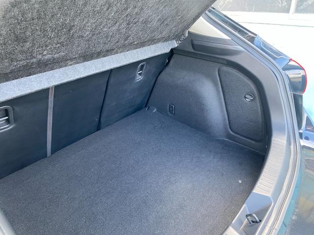 アクセラスポーツ ２０Ｓツーリング　６ＭＴ　禁煙車　バックカメラ　ＥＴＣ　ＴＶ　ＤＶＤ　Ｂｌｕｅｔｏｏｔｈ　スマートキー　１８インチアルミ　オートクルーズ　クラッツィオシートカバー（26枚目）