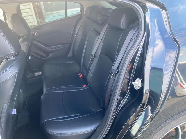 アクセラスポーツ ２０Ｓツーリング　６ＭＴ　禁煙車　バックカメラ　ＥＴＣ　ＴＶ　ＤＶＤ　Ｂｌｕｅｔｏｏｔｈ　スマートキー　１８インチアルミ　オートクルーズ　クラッツィオシートカバー（32枚目）