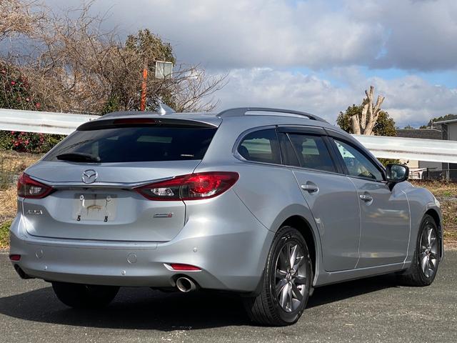 �N���}�̎ʐ^�͂S�O���ȏ���悤�ɂ��Ă��܂����ꕨ�ꉿ�̒��ÎԂȂ̂ŊO���ׂ̍����L�Y��^�b�`�y���B�����̓V�[�g�̏�Ԃ�p�l����I�[�f�B�I�������������B�e���Ă���܂��I���i�M��´�@�j��