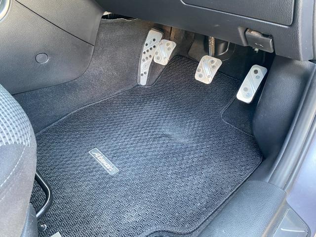 �ʐ^�͂S�O���ȏ�B��悤�ɂ��Ă��܂��B�����i�����łȂ��A���̎ʐ^�ȂǎԂ̏�Ԃ��킩��悤�ɐS�����Ă���܂��B�ǉ��Ō������Ƃ��낪����ꍇ�͋C�y�ɂ��₢���킹����������