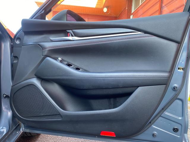 MAZDA6ワゴン XD ブラックトーンエディション 1オーナー禁煙車 マツダ整備履歴 360度モニター コーナーセンサー スマートキー2個 純正ドラレコ ETC(18枚目)