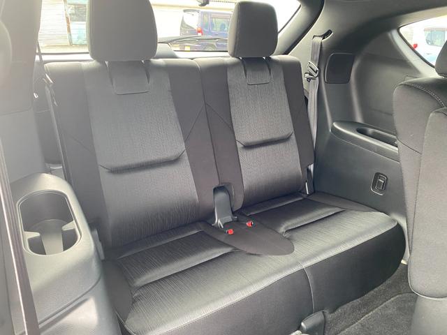 �ʐ^�͂S�O���ȏ�B��悤�ɂ��Ă��܂��B�����i�����łȂ��A���̎ʐ^�ȂǎԂ̏�Ԃ��킩��悤�ɐS�����Ă���܂��B�ǉ��Ō������Ƃ��낪����ꍇ�͋C�y�ɂ��₢���킹����������