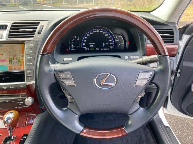LS LS600h バージョンS Iパッケージ 屋根車庫保管 レーダークルーズ TV バックカメラ サンルーフ スマートキー(11枚目)