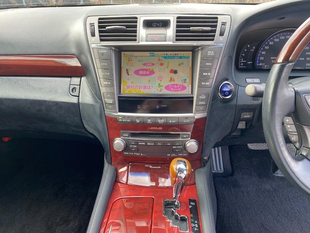 LS LS600h バージョンS Iパッケージ 屋根車庫保管 レーダークルーズ TV バックカメラ サンルーフ スマートキー(13枚目)