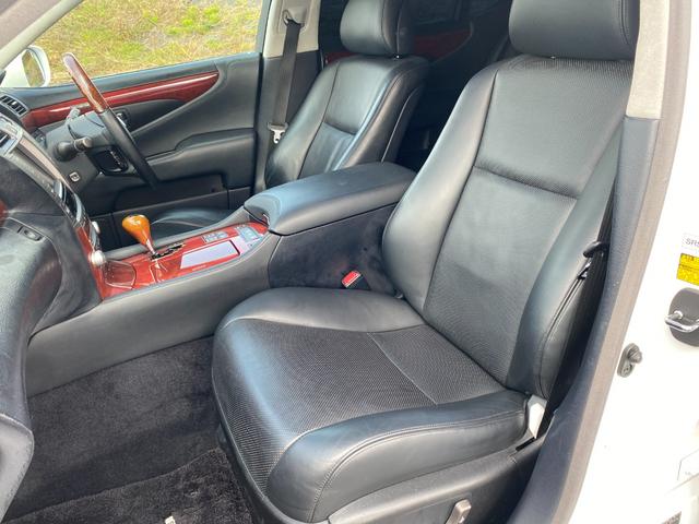 LS LS600h バージョンS Iパッケージ 屋根車庫保管 レーダークルーズ TV バックカメラ サンルーフ スマートキー(35枚目)