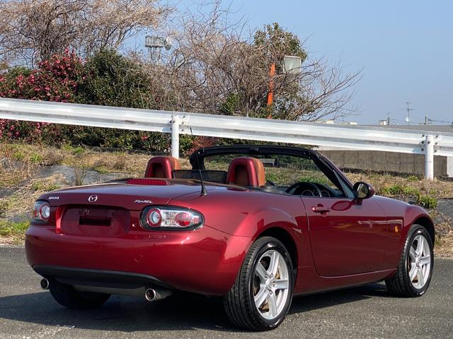 �N���}�̎ʐ^�͂S�O���ȏ���悤�ɂ��Ă��܂����ꕨ�ꉿ�̒��ÎԂȂ̂ŊO���ׂ̍����L�Y��^�b�`�y���B�����̓V�[�g�̏�Ԃ�p�l����I�[�f�B�I�������������B�e���Ă���܂��I���i�M��´�@�j��