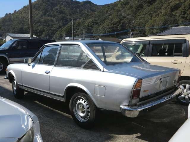 １２４ スポルトクーペ　５速ミッション車　昭和４９年保安適合車　平成３０年国内登録　左ハンドル（6枚目）