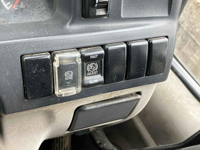 エルフトラック トラック MT 後輪ダブル ETC キーレスエントリー エアコン パワーウィンドウ 運転席エアバッグ 助手席エアバッグ(5枚目)