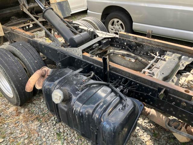 エルフトラック トラック MT 後輪ダブル ETC キーレスエントリー エアコン パワーウィンドウ 運転席エアバッグ 助手席エアバッグ(27枚目)