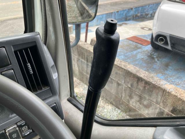 エルフトラック トラック MT 後輪ダブル ETC キーレスエントリー エアコン パワーウィンドウ 運転席エアバッグ 助手席エアバッグ(32枚目)