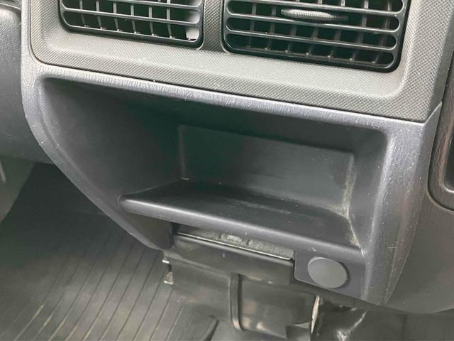 サンバーバン トランスポーター　軽バン　ＭＴ　両側スライドドア　キーレスエントリー　エアコン　パワーウィンドウ　運転席エアバッグ　ＣＤ（29枚目）