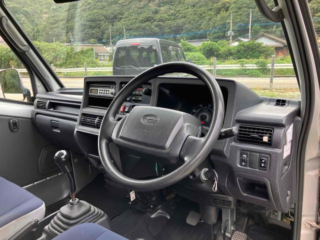 サンバーバン トランスポーター　軽バン　ＭＴ　両側スライドドア　キーレスエントリー　エアコン　パワーウィンドウ　運転席エアバッグ　ＣＤ（40枚目）