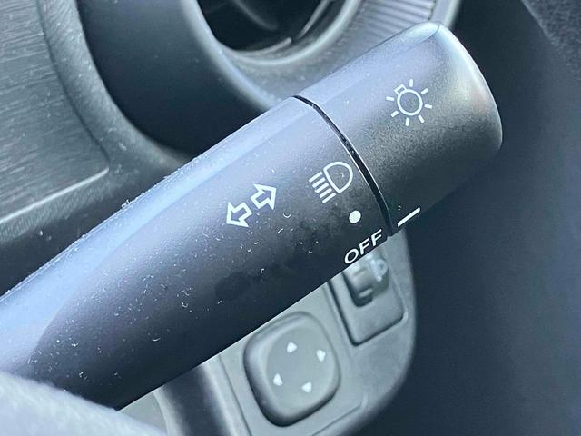 アクア Ｌ　ドライブレコーダー　ＥＴＣ　電動格納ミラー　ＣＶＴ　盗難防止システム　衝突安全ボディ　ＡＢＳ　ＥＳＣ　ＣＤ　エアコン（11枚目）