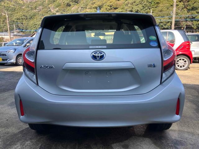 アクア Ｌ　ドライブレコーダー　ＥＴＣ　電動格納ミラー　ＣＶＴ　盗難防止システム　衝突安全ボディ　ＡＢＳ　ＥＳＣ　ＣＤ　エアコン（16枚目）