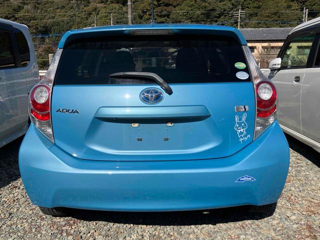 アクア Ｓ　ドライブレコーダー　ＥＴＣ　バックカメラ　ナビ　ＴＶ　電動格納ミラー　ＣＶＴ　衝突安全ボディ　ＡＢＳ　ＥＳＣ　ＣＤ　Ｂｌｕｅｔｏｏｔｈ　エアコン　パワーステアリング　パワーウィンドウ（15枚目）