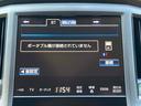 ロイヤルサルーン　ハイブリッド　ドライブレコーダー　バックカメラ　ナビ　ＴＶ　オートクルーズコントロール　オートライト　ＨＩＤ　パワーシート　スマートキー　電動格納ミラー　ＣＶＴ　盗難防止システム　衝突安全ボディ（36枚目）