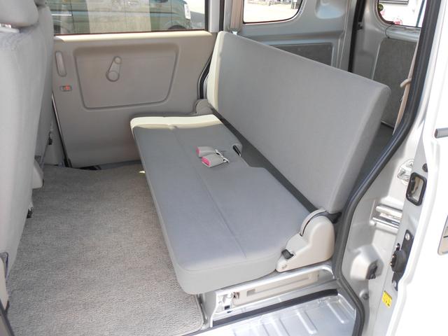 ミニキャブバン Ｇ　４ＷＤ／ＡＴ車／ハイルーフ／キーレス／前席パワーウインドウ／ＥＴＣ／禁煙車（16枚目）