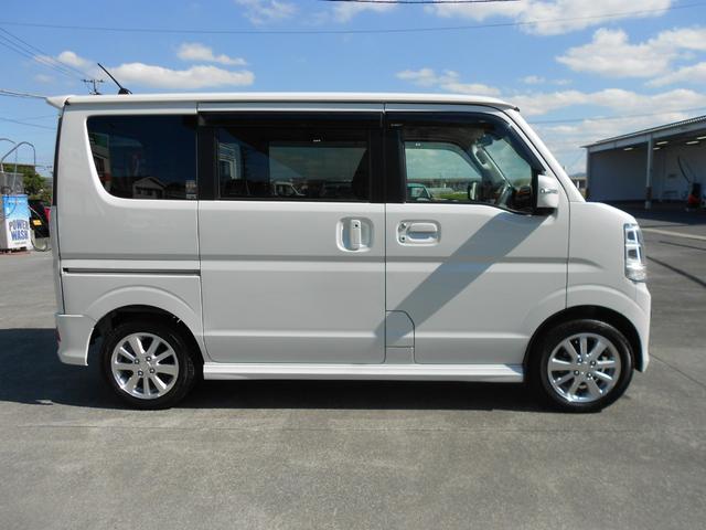 エブリイワゴン ＰＺターボスペシャル　デュアルカメラブレーキサポート／走行３１２６０キロ／ＳＤナビ・フルセグＴＶ／バックカメラ／ＥＴＣ／プッシュスタート／両側電動スライドドア／ＨＩＤライト／純正アルミ／オートステップ／禁煙車（4枚目）