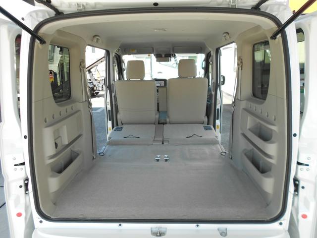 エブリイワゴン ＰＺターボスペシャル　デュアルカメラブレーキサポート／走行３１２６０キロ／ＳＤナビ・フルセグＴＶ／バックカメラ／ＥＴＣ／プッシュスタート／両側電動スライドドア／ＨＩＤライト／純正アルミ／オートステップ／禁煙車（14枚目）