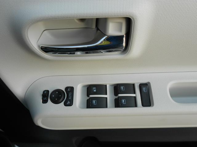 ムーヴキャンバス ストライプスＧ　スマートアシストＩＩＩ／走行５８００キロ／ＳＤナビ・フルセグＴＶ／バックカメラ／プッシュスタート／両側電動スライドドア／ＬＥＤライト／シートヒーター／カップヒーター／禁煙車（19枚目）