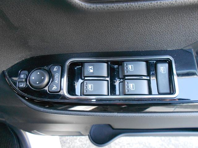 タント カスタムRSスタイルセレクション ターボ車/スマートアシストIII/SDナビ・フルセグTV/バックカメラ/ETC/プッシュスタート/両側電動スライドドア/LEDライト/シートヒーター/純正アルミ/禁煙車(30枚目)