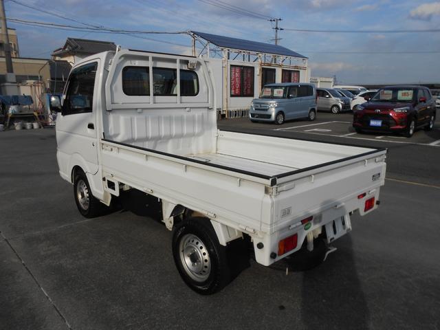 キャリイトラック KCエアコン・パワステ農繁仕様 4WD車/5速MT/デフロック/ゲートプロテクター/禁煙車(7枚目)