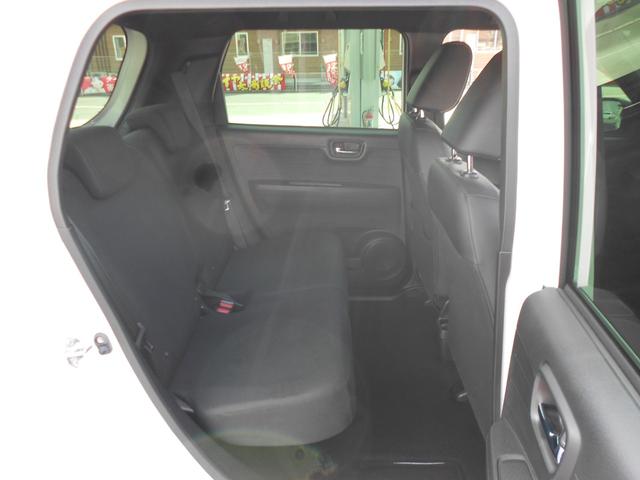 Ｎ－ＯＮＥ プレミアム　ホンダセンシング／走行８９５０キロ／純正オーディオディスプレイ／バックカメラ／ＬＥＤライト／純正アルミ／スマートキー／シートヒーター／禁煙車（17枚目）