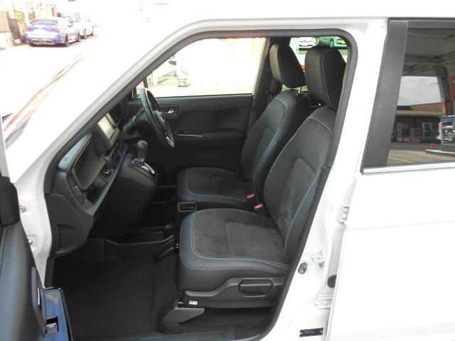 Ｎ－ＯＮＥ プレミアム　ホンダセンシング／走行８９５０キロ／純正オーディオディスプレイ／バックカメラ／ＬＥＤライト／純正アルミ／スマートキー／シートヒーター／禁煙車（18枚目）